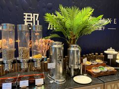 -月色西餐厅·海鲜刺身·烧烤(科学城保利郡雅酒店)