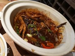 凤爪焗鱼头-周家二小姐的菜(西津渡店)