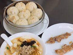 -天天大肉包
