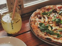 -Gather pizza
