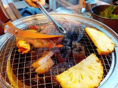 -叽叽扎扎烤肉场(生态城万达店)