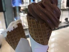 72%黑巧克力软冰淇淋-布歌东京(金融街购物中心店)