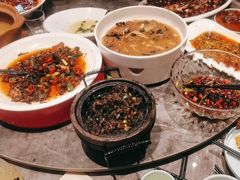 -有红鸡毛店·川菜(建设路店)