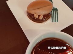 -星巴克(西安曲江银泰店)