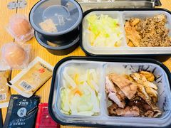 肥牛烧鸟丼-熊吞·大碗丼烧肉饭(西市场嘉华店)