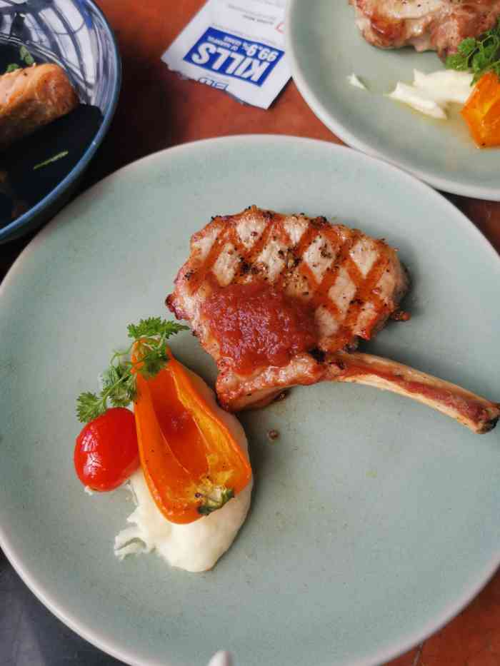 金茂君悦·九重天 cloud 9 tapas&bar-"在某平台上买了双人券358.