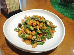 -那家老院子东北菜·饺子·小鸡炖蘑菇(艳华街店)