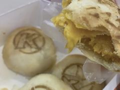 咸蛋黄流心酥饼装-肯德基(苏州北站店)
