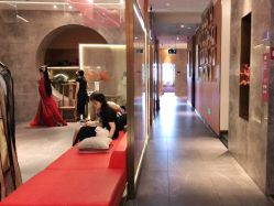 点击看大图 -盘子女人坊古装写真摄影(南京总店)