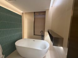 -悦瑢港湾科技美肤芳疗美容