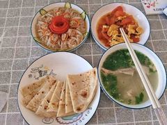 -乐禧母婴全自营月嫂(宝山店)