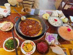 -赵美丽·重庆社区火锅·直营店(火车东站·中豪国际店)