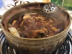 -渝君重庆火锅(嘉宾路店)