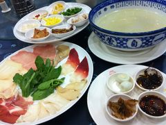 -桥香园云南过桥米线(金马碧鸡店)