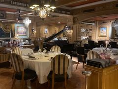 -火车头法国西餐厅