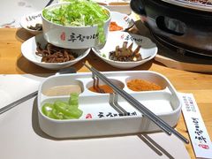 -秋香家韩式炭火烤肉(磐石路店)