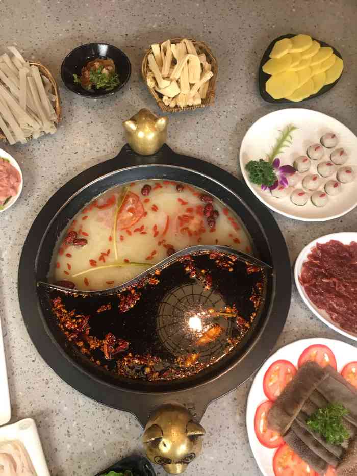 煎水记火锅(武汉天地店)