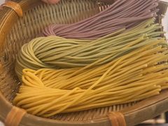 -老房老舍重庆火锅(假日城市店)