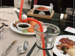 -东方红海鲜百汇(国际大厦店)