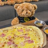 点单不用纠结口味😛一米长披萨满足4️⃣个味道