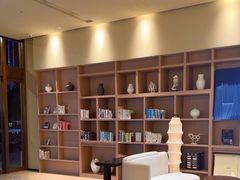 -西安大雁塔科技大学地铁站亚朵酒店