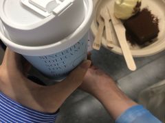 -HUGS coffee(东区店)