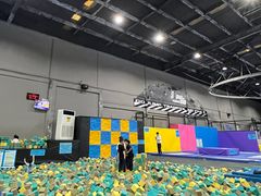 -超时空蹦床团建·VR潮玩运动娱乐·生日派对游乐园(金桥店)