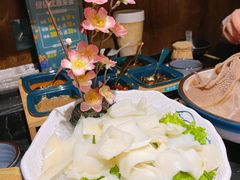 -小椒娘撒椒鱼火锅(三八广场店)