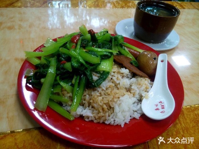 沙县小吃排骨汤饭图片