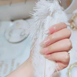 -杨美丽·美甲美睫