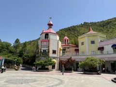 -安吉银润锦江城堡酒店(Hello Kitty主题乐园店)