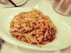 酸菜肉丝炒圆粉-春饼家常菜(百子湾店)