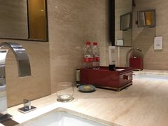 -上海衡山路十二号华邑酒店