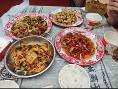 -江城燕子大排档(江汉路步行街店)