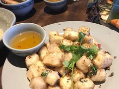 -大头虾越式风味餐厅(光明广场店)