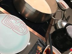 -捞王锅物料理(上海世茂广场店)