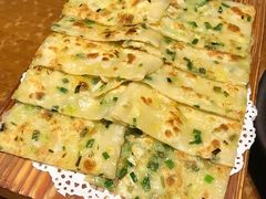 葱花饼-95号酱骨·一块豆腐(展春园西路店)