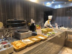 -南郊宾馆·风味自助餐厅·山东十六地市特色菜