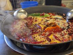 -黄潇洒老火锅(九眼桥宏济巷店)