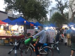 -吴山路夜市