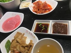 -木槿花韩式炭烤·熟成肉工坊(孙文东路店)
