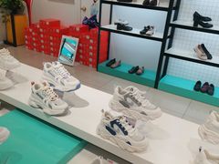 -云柏鞋业(十里堡店)