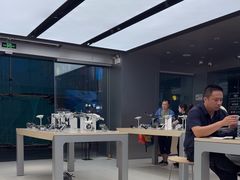 -DJI大疆(深圳华强北曼哈授权体验店)