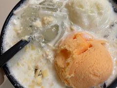 -志龙皇冠吃货椰子铺