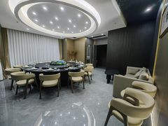 -日向司宴(临港爱琴海店)