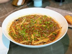 沙蒜烧豆面-新荣记(BFC外滩金融中心店)