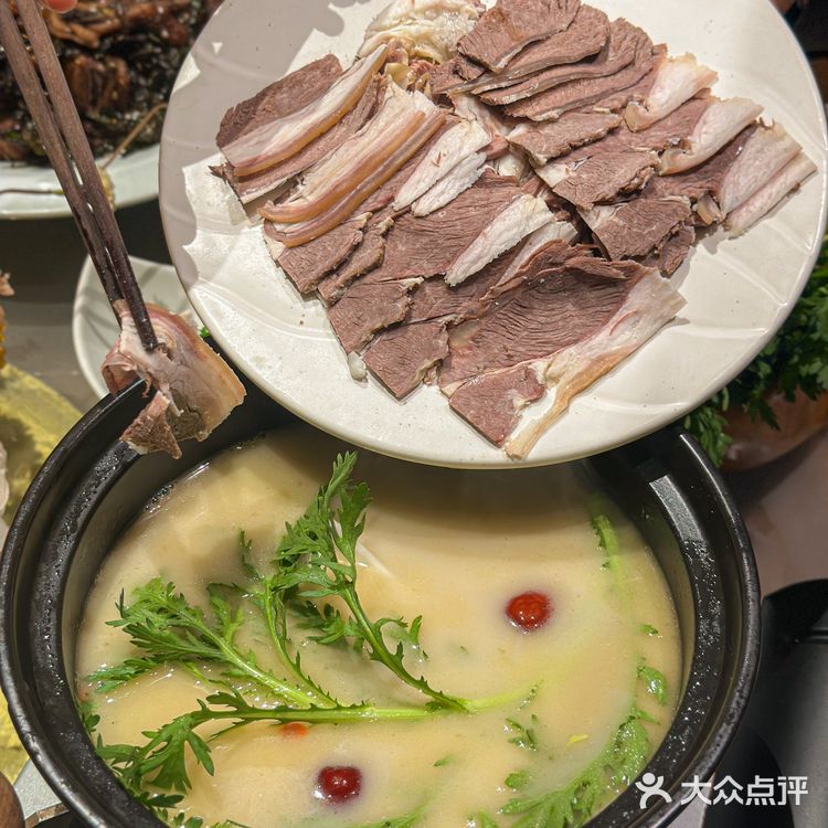 武汉！吃完这顿就订下了今年的团年饭