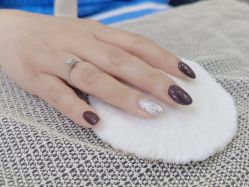 -灰姑娘美甲美睫馆