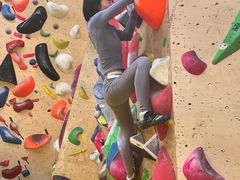 -问山MountQuest攀岩馆