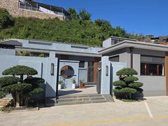 -聚农庄民宿农家院(梨木台东山店)